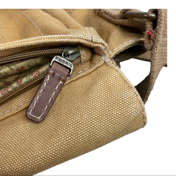 Fossil Tan Canvas Crossbody Messenger Bag - Vintage - Foldover - Picture 11 of 15